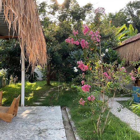 Tiga Spies Hostel Kuta  Exterior photo